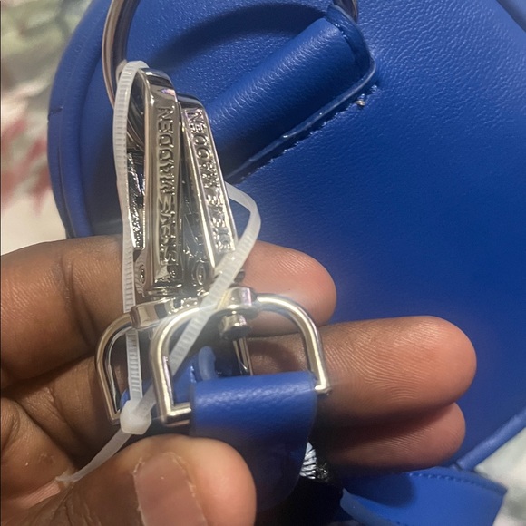 Steve Madden Blue Quilted Crossbody Bag - Picture 6 of 10